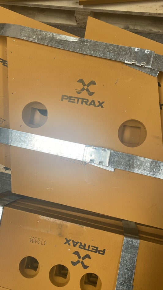 Protector Borde Caterpillar 135-9296 - Avratech